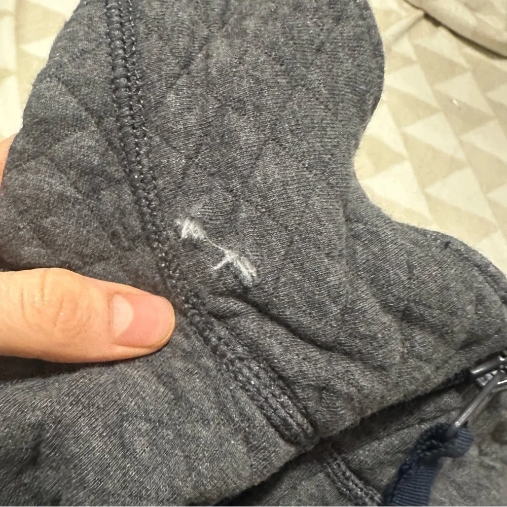 J crew heather carbon Quilted half-zip